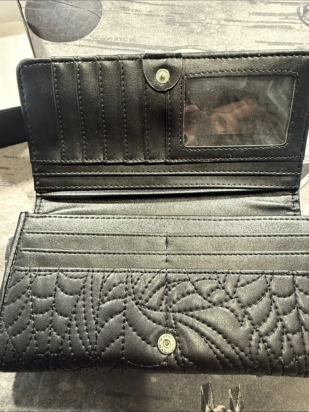 BNIB KILLSTAR WEBUTAUNT WALLET